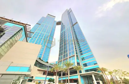 Apartment - 2 Bedrooms - 3 Bathrooms for rent in Nation Towers - Corniche Road - Abu Dhabi