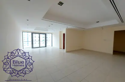 Apartment - 2 Bedrooms - 4 Bathrooms for rent in Al Mamzar Tower - Al Mamzar - Sharjah - Sharjah