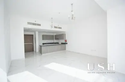 Apartment - 2 Bedrooms - 3 Bathrooms for sale in 5th Avenue - Al Furjan - Dubai