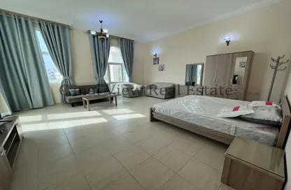 Apartment - 1 Bathroom for rent in Complex 16 - Khalifa City - Abu Dhabi