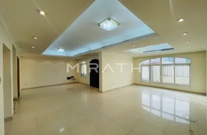 Villa - 4 Bedrooms - 4 Bathrooms for rent in Al Safa 2 Villas - Al Safa 2 - Al Safa - Dubai