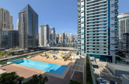 Apartment - 1 Bedroom - 2 Bathrooms for sale in Stella Maris - Dubai Marina - Dubai