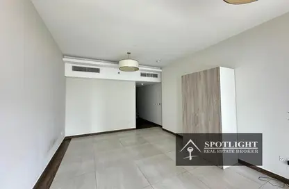 Apartment - 1 Bathroom for rent in SOL Bay - Business Bay - Dubai