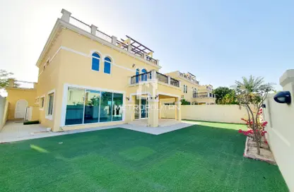 Villa - 4 Bedrooms - 5 Bathrooms for sale in Legacy Nova Villas - Jumeirah Park - Dubai