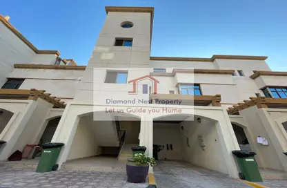 Villa - 4 Bedrooms - 5 Bathrooms for rent in Al Maqtaa village - Al Maqtaa - Abu Dhabi