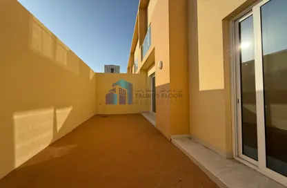 Villa - 3 Bedrooms - 5 Bathrooms for rent in Al Diyafa Building - Al Hudaiba - Al Satwa - Dubai