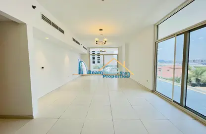 Apartment - 2 Bedrooms - 3 Bathrooms for rent in Oud Metha - Bur Dubai - Dubai