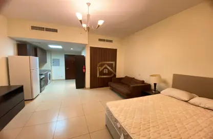 Apartment - 1 Bathroom for rent in Stadium Point - Dubai Sports City - Dubai