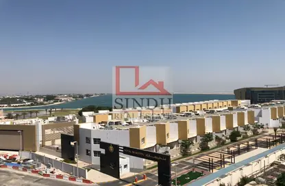 Apartment - 2 Bedrooms - 3 Bathrooms for rent in Bloom Marina - Al Bateen - Abu Dhabi