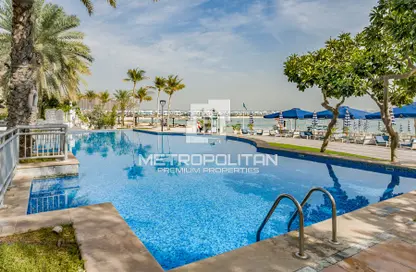 Apartment - 3 Bedrooms - 3 Bathrooms for sale in Jash Falqa - Shoreline Apartments - Palm Jumeirah - Dubai