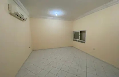 Apartment - 1 Bathroom for rent in Shakhbout City - Abu Dhabi