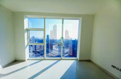 Apartment - 2 Bedrooms - 3 Bathrooms for rent in Wave tower - Corniche Road - Abu Dhabi