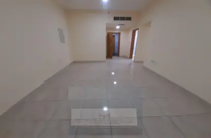 Apartment - 2 Bedrooms - 2 Bathrooms for rent in Shabiya 9 - Shabiya - Mussafah - Abu Dhabi