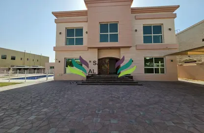 Villa - 5 Bedrooms - 6 Bathrooms for rent in Al Safa 2 Villas - Al Safa 2 - Al Safa - Dubai