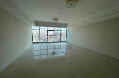 Apartment - 3 Bedrooms - 4 Bathrooms for rent in Gulfa Towers - Al Rashidiya 1 - Al Rashidiya - Ajman