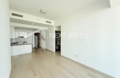 Apartment - 3 Bedrooms - 3 Bathrooms for rent in BLOOM TOWERS A - Bloom Towers - Jumeirah Village Circle - Dubai