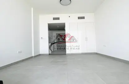 Apartment - 1 Bathroom for rent in Rehan Apartments - Aljada - Sharjah