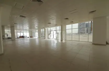 Retail - Studio for rent in Khalifa City - Abu Dhabi