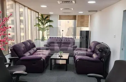 Half Floor - Studio - 4 Bathrooms for rent in Sony Building - Al Raffa - Bur Dubai - Dubai