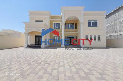 Villa - 6 Bedrooms for rent in Madinat Al Riyad - Abu Dhabi