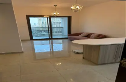 Apartment - 1 Bedroom - 2 Bathrooms for rent in Green Diamond 1 B - Green Diamond 1 - Arjan - Dubai