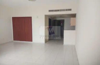 Apartment - 1 Bathroom for rent in K08 - Greece Cluster - International City - Dubai