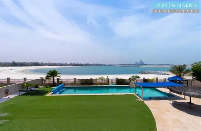 Villa - 5 Bedrooms - 6 Bathrooms for sale in Al Hamra Village Villas - Al Hamra Village - Ras Al Khaimah