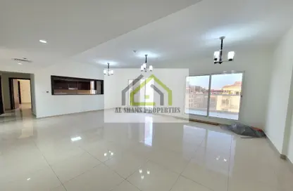 Duplex - 3 Bedrooms - 4 Bathrooms for rent in Royal JVC Building - Jumeirah Village Circle - Dubai