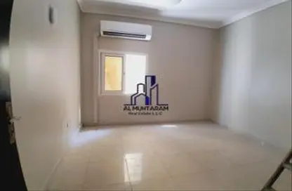 Apartment - 1 Bedroom - 2 Bathrooms for rent in Al Naba'ah 8 Building - Al Naba'ah - Al Sharq - Sharjah