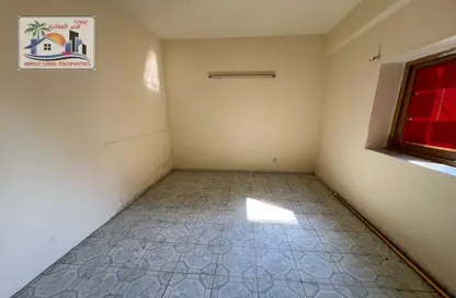 Apartment - 1 Bathroom for rent in Rolla Square - Rolla Area - Sharjah