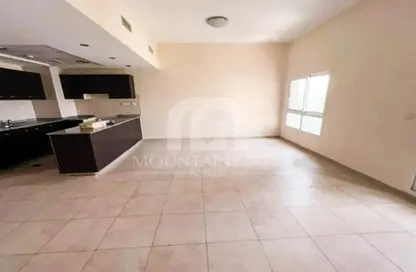 Apartment - 2 Bedrooms - 2 Bathrooms for sale in Al Ramth 39 - Al Ramth - Remraam - Dubai