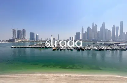 Apartment - 2 Bedrooms - 2 Bathrooms for sale in Palace Beach Residence - EMAAR Beachfront - Dubai Harbour - Dubai