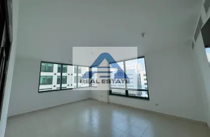 Apartment - 2 Bedrooms - 2 Bathrooms for rent in Hamdan Street - Abu Dhabi