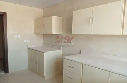 Apartment - 1 Bedroom - 2 Bathrooms for rent in Al Jurf Industrial 3 - Al Jurf Industrial - Ajman