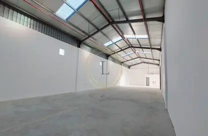 Warehouse - Studio - 1 Bathroom for rent in Wadi AL AIN 1 - Al Noud - Al Ain