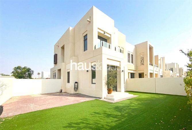 Townhouse - 3 Bedrooms - 3 Bathrooms for sale in Mira Oasis 2 - Mira Oasis - Reem - Dubai