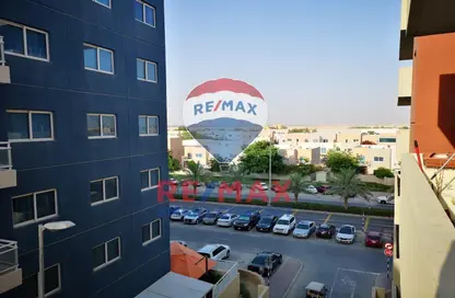 Apartment - 3 Bedrooms - 4 Bathrooms for sale in Tower 10 - Al Reef Downtown - Al Reef - Abu Dhabi