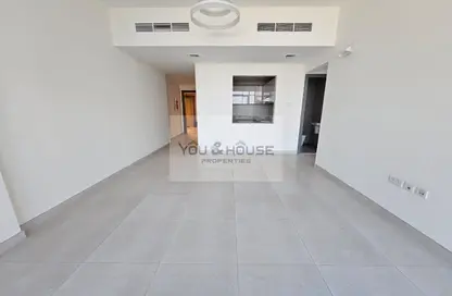 Apartment - 1 Bedroom - 2 Bathrooms for rent in Central Park Tower - Jumeirah Village Circle - Dubai