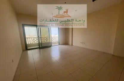 Apartment - 2 Bedrooms - 2 Bathrooms for rent in Al Nabaa Building - Al Naba'ah - Al Sharq - Sharjah