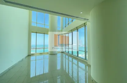 Apartment - 3 Bedrooms - 5 Bathrooms for rent in Nation Towers - Corniche Road - Abu Dhabi