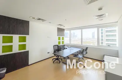 Office Space - Studio - 1 Bathroom for rent in One Lake Plaza - JLT Cluster T - Jumeirah Lake Towers - Dubai