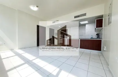 Apartment - 1 Bedroom - 2 Bathrooms for rent in Electra Tower - Electra Street - Abu Dhabi