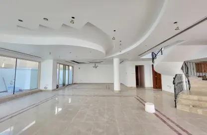 Villa - 5 Bedrooms - 6 Bathrooms for rent in Al Falaj - Al Riqqa - Sharjah