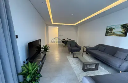 Apartment - 2 Bedrooms - 3 Bathrooms for sale in Diamond Building - Jumeirah Garden City - Al Satwa - Dubai