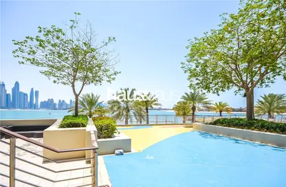 Apartment - 1 Bedroom - 2 Bathrooms for sale in Oceana Adriatic - Oceana - Palm Jumeirah - Dubai