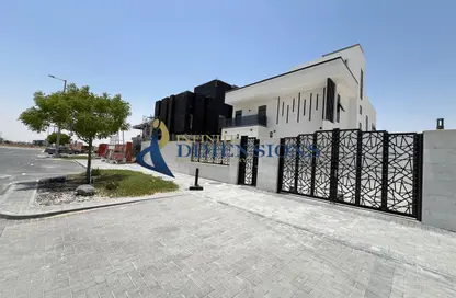 Villa - 5 Bedrooms - 6 Bathrooms for sale in Alreeman - Al Shamkha - Abu Dhabi