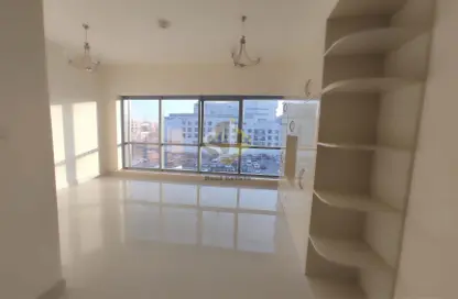 Apartment - 2 Bedrooms - 3 Bathrooms for rent in Al Hamriya - Bur Dubai - Dubai