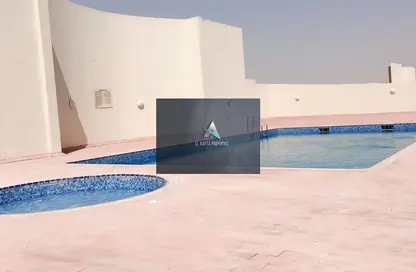 صورة لـ حوض سباحة شقة - 3 غرف نوم - 2 حمامات للايجار في برج بارادايس ليك ب5 - ابراج بحيرة بارادايس - مدينة الإمارات - عجمان ، صورة رقم 1