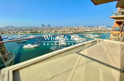 Apartment - 2 Bedrooms - 3 Bathrooms for sale in Emerald - Tiara Residences - Palm Jumeirah - Dubai