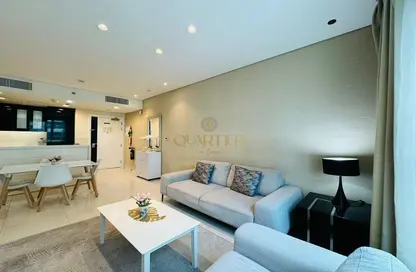 شقة - غرفة نوم - 2 حمامات للايجار في ووترز ايدج - الخليج التجاري - دبي